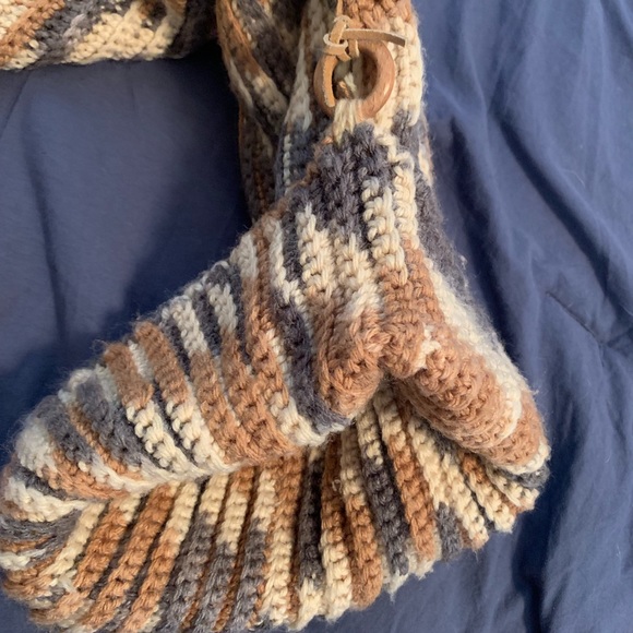 Handmade crochet cardigan or duster - Picture 4 of 5